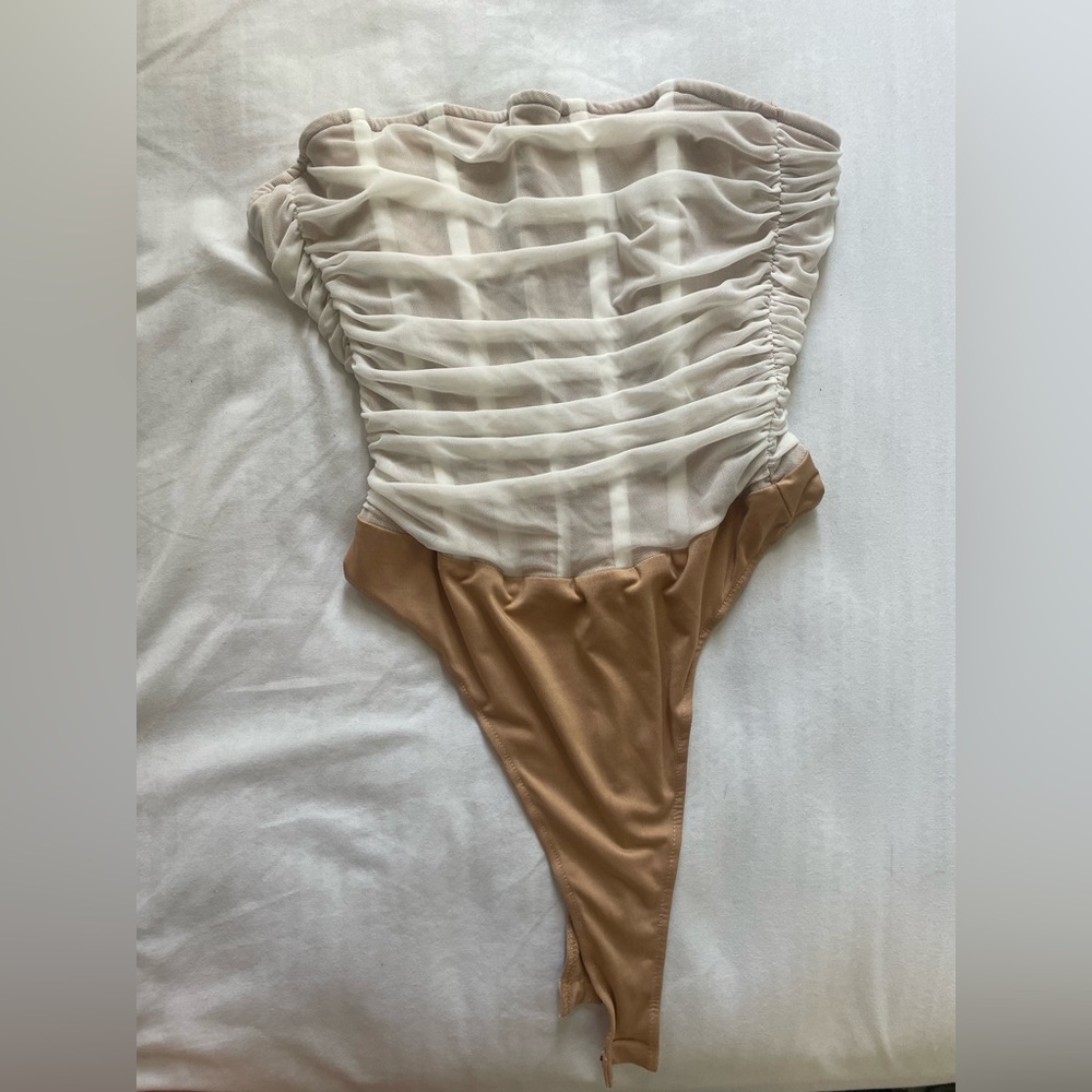 Fashion nova bodysuit